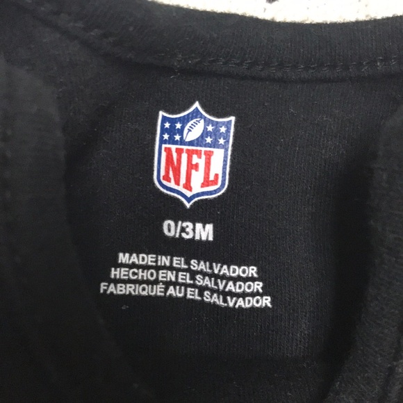 Eagles Outfit 0-3 months - Picture 2 of 2